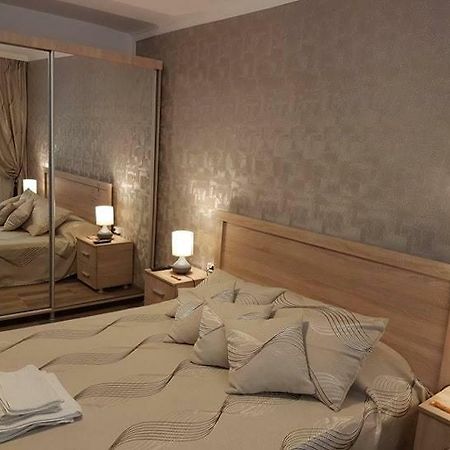 Casa Mirage 2 Apartment Крайова Екстериор снимка