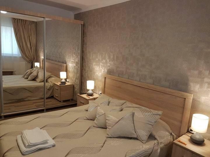 Casa Mirage 2 Apartment Крайова Екстериор снимка